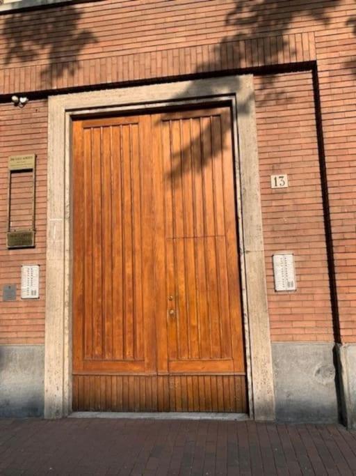 Appartamento Incantevole A Парма Екстериор снимка